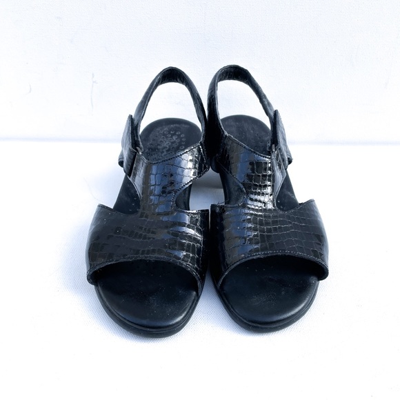 SAS Faux Snakeskin Black Leather Sandals - Picture 2 of 7